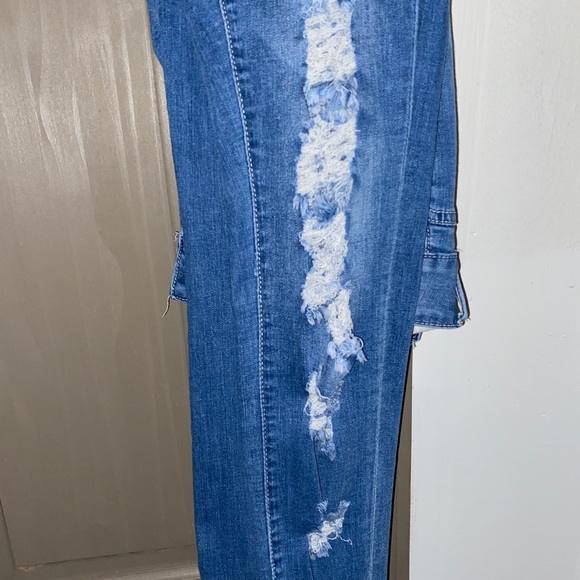 Skinny Jeans!! - Picture 4 of 4